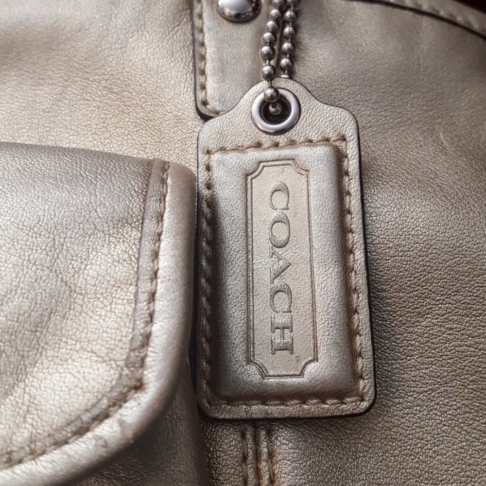 Handbag - Picture 2 of 3